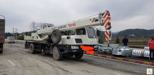 汽车吊_中联_12吨_国三_中联12t_二手吊车买卖,二手,.