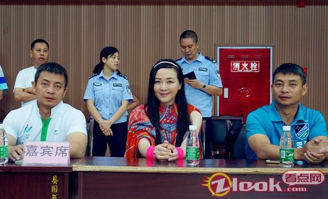 左起:李大双,李琳,李小双