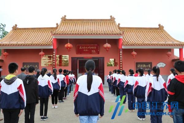 建湖县高作镇开展青少年"传承爱国精神"主题教育