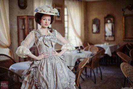俄罗斯lo娘elizaveta ruchkina,虽说是lo娘,但是风格非常古典.