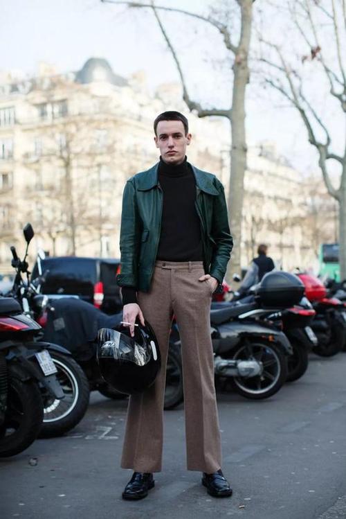 风格穿搭开始流行起来 所以我就开始写这一篇文章 首先我们先了解vibe