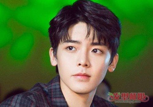 真男人怎么能连纹理烫和定位烫的区别都不晓得 做男生烫发认清特征是