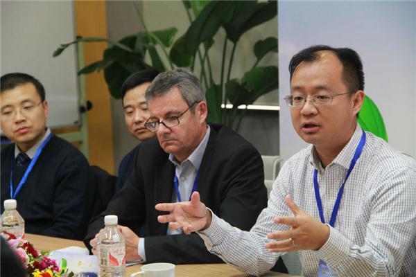 徐骏在媒体采访环节首次透露施耐德工业自动化业务大调整