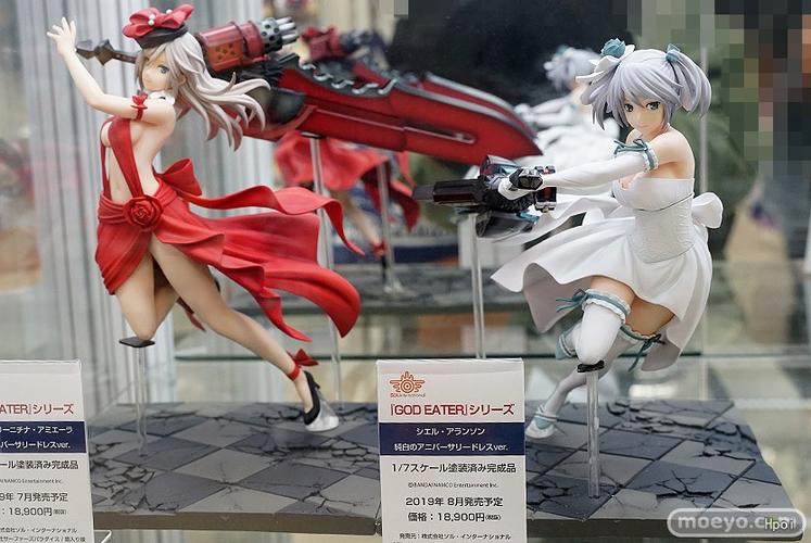 中文名称:噬神者2 雪儿·阿郎松 纯白纪念礼服ver.