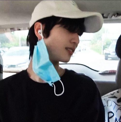 严浩翔头像 - 堆糖,美图壁纸兴趣社区