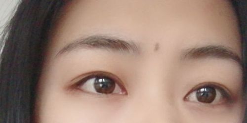 眉心啊哈哈哈哈…          赞同 添加评论           喜欢