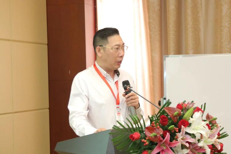 携手奋进共享共赢新宏泰集团高管合伙人及市场联合工作会议圆满举行