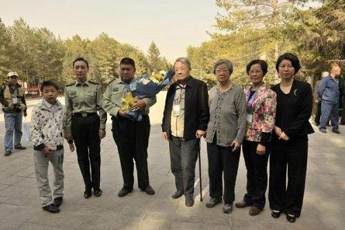 2007年毛岸青在北京逝世病逝前嘱咐邵华我要和妈妈葬在一起