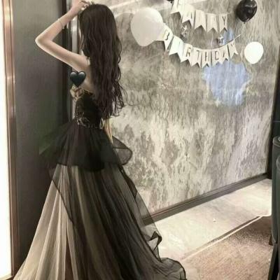 婚纱颓废背影 头像女生头像