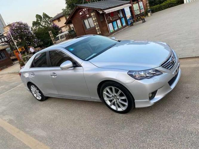 一汽丰田锐志2.5大v