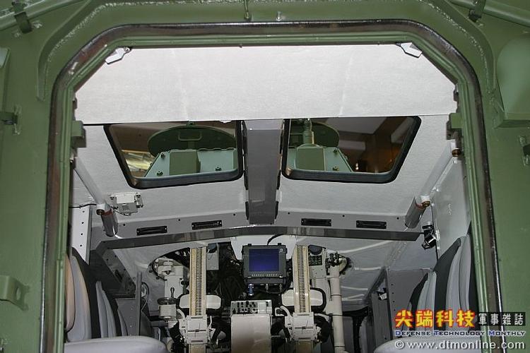 cm32云豹8轮装甲车