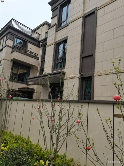 君塘名筑(别墅)4室2厅4卫137㎡南北150万