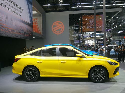 2020北京车展名爵mg5亮相提供两种动力版本