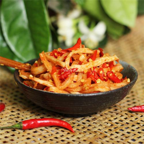 【硒谷优品】农家手工自制香辣萝卜干手工腌制萝卜干450g/瓶