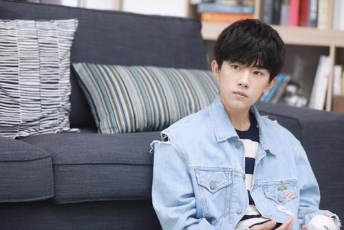 中国最帅十大男童星:易烊千玺只能排三