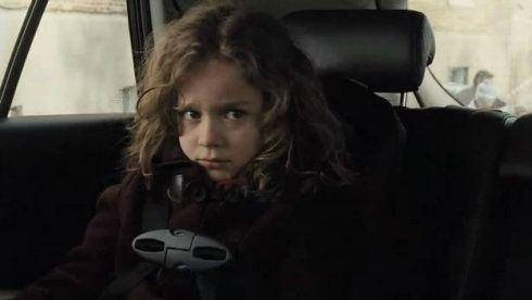 孤儿怨中,好可爱的小女孩儿