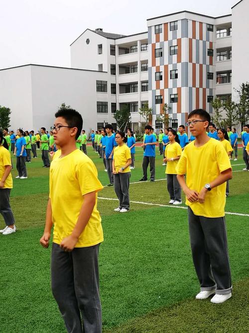 金华市湖海塘中学九(5)班第三届阳光体育运动会精彩回放