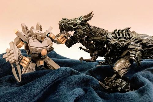 用乐高还原"环太平洋"中的机甲【积木看世界】