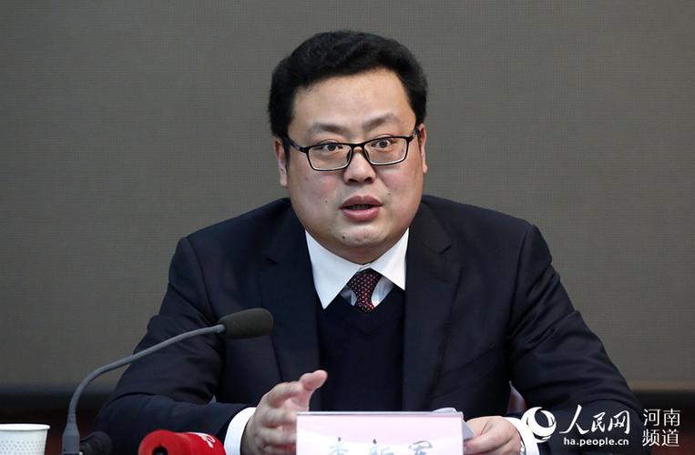 郑州上街区委副书记李新军 人民网郑州2月16日电 (霍亚平)2月16日
