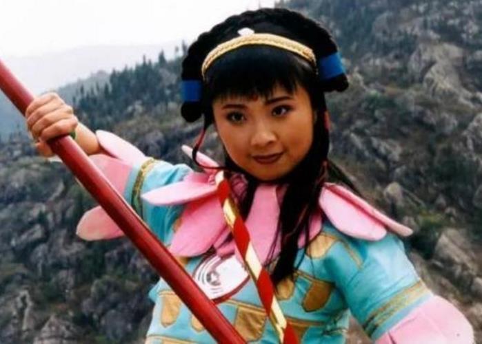 西游记,哪吒的父亲李靖不是皇帝,为何别人叫他三太子?