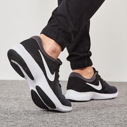 908988男子新款跑步运动鞋轻便男鞋耐克