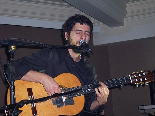 jose gonzalez live at glamour bar,sh.