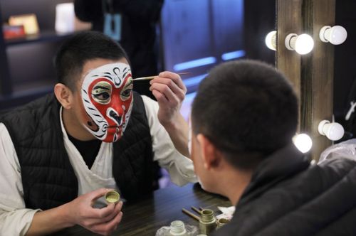 艺起前行|上海京剧院"三五"学雷锋文化志愿服务活动之
