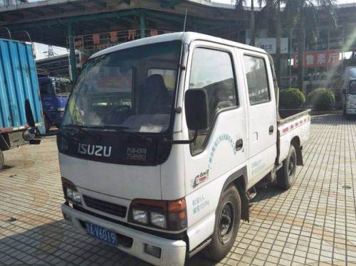 a牌五十铃货车双排