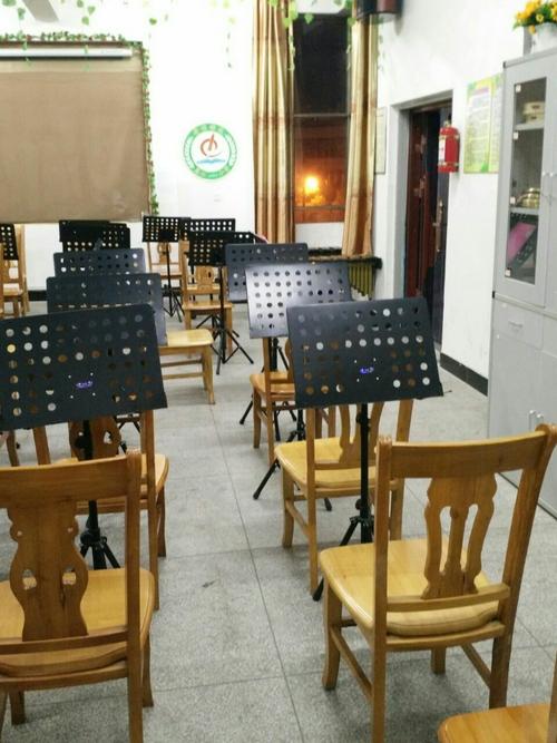 恩江小学音乐室