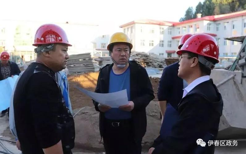 区长陆学军调研推进老旧小区改造和项目建设工作