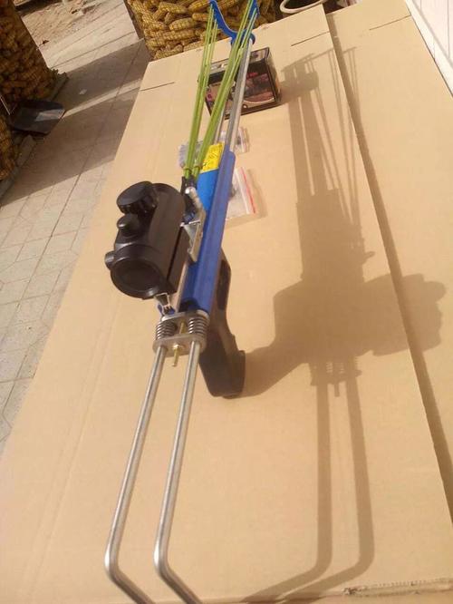 热卖蓝色风暴弹弓推荐,弹弓红外瞄