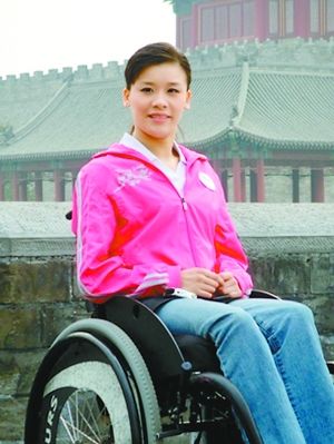 桑兰不易,对她宜多点同情少点苛责