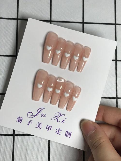 穿戴甲图片合集_穿戴甲_手工制作_手工穿戴甲_美妆