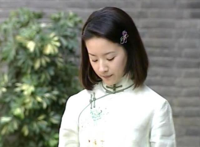 从穷人到贵妇,董洁的冷清秋经历了5个发型,她的不同心境了解下