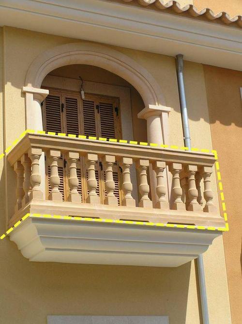 露台罗马柱护栏花好几万,邻居直摇头:中看不中用,不如