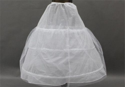 婚纱裙撑怎么折叠