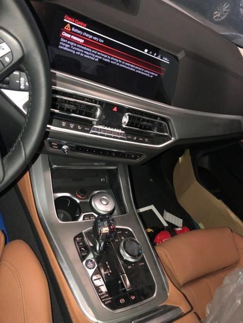 18款宝马x5中东版包牌特惠清仓甩卖|宝马x5|内饰|方向