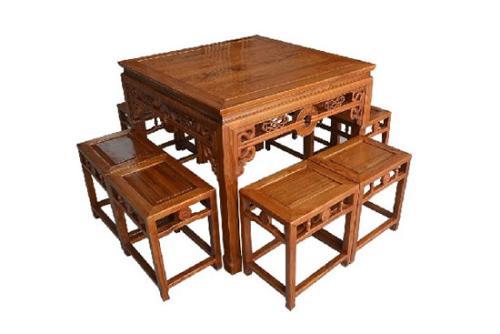 八仙桌会客坐位安排图