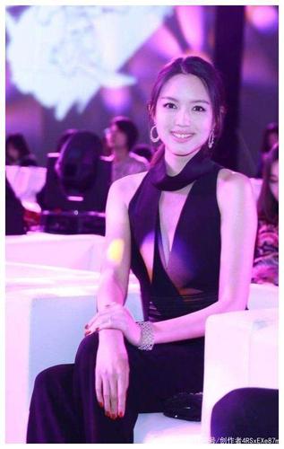 娱乐圈年轻女明星大长腿排名,第一名是实至名归?还是