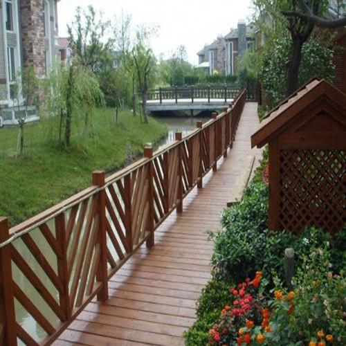 庭院防腐木护栏 防腐木护栏价格 防腐防蛀厚实