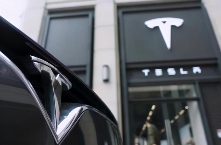 特斯拉能跑多少公里 懂车的人不会买特斯拉【汽车时代