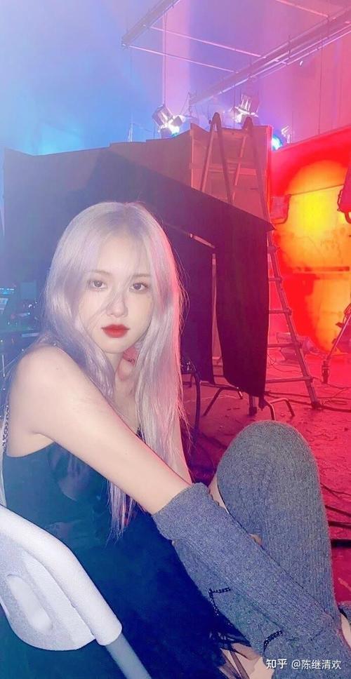 今天朴彩英rosé首单预告片发出了大家怎么看待她solo呢