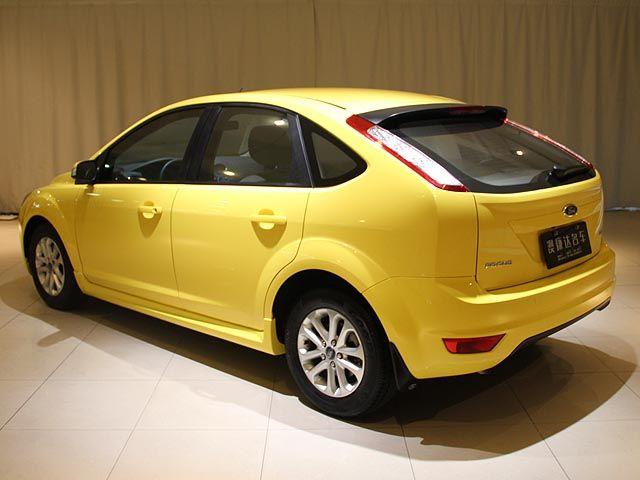 12款福特经典福克斯两厢1.8时尚型的 我是安徽蚌埠的