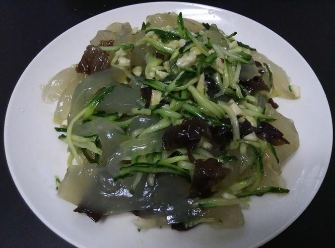 黄瓜拌粉皮