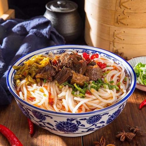 广西三大米粉桂林米粉螺蛳粉和老友粉您最喜欢哪一个