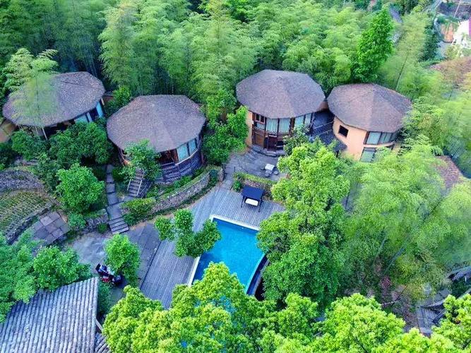 雨后云雾氤氲缭绕,超隐蔽,环境很好,去 江南天池滑雪场,浙北大峡谷,云