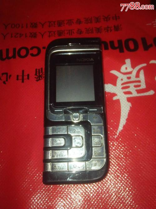 黑色诺基亚7260手机一部