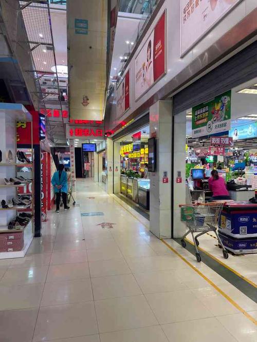 银座商城(济泺路店)-"缤纷五洲,位于天桥区师范路东头