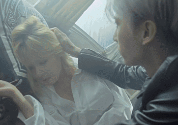 午夜mv!激吻车震加暗杀,拍得跟电影似的mv你看过吗?