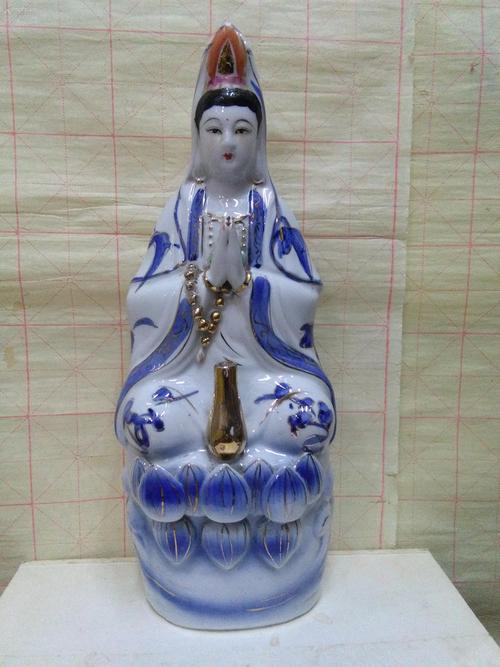 青花瓷观音菩萨 拍品编号:29309514